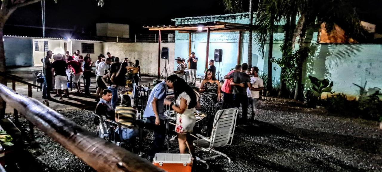 Pousada Romeiros Do Pai Eterno - Santuario Basilica De Trindade Kültér fotó